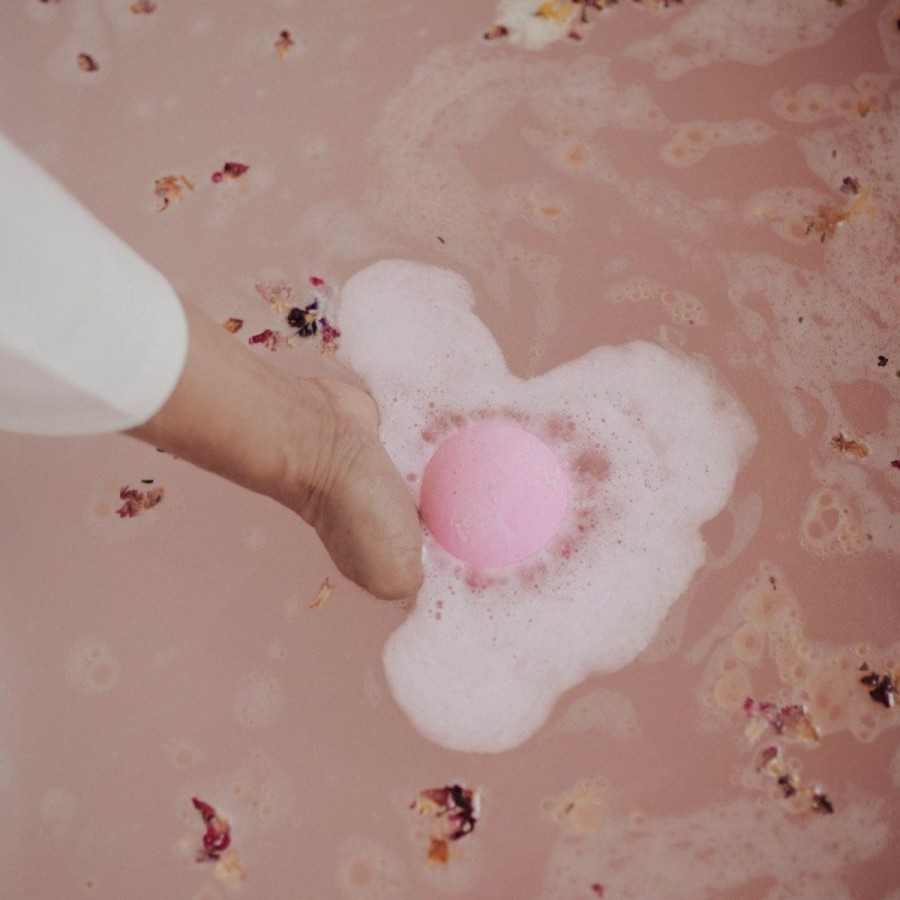 Lifestyle SOAK Bath Co. | Pink Soda Bath Bomb