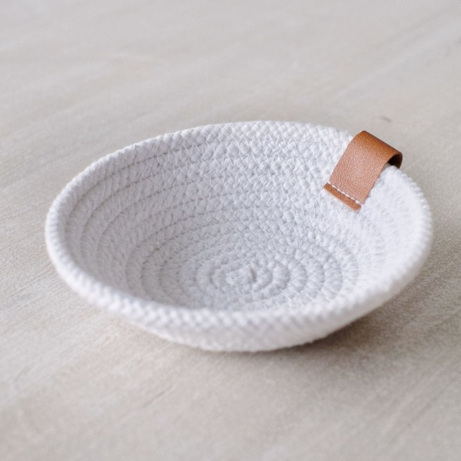 Lifestyle Catalyst & Co. | Medium Braided Dish