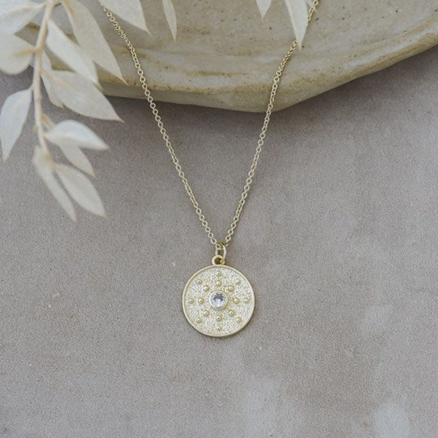 Lifestyle Glee | Lone Medallion Necklace